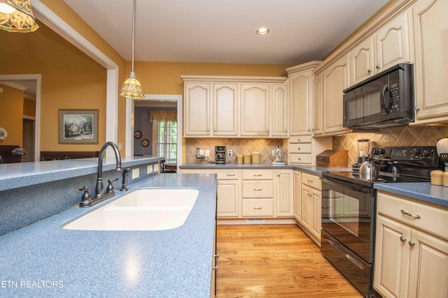 308 Tahlequah Dr, Loudon, TN 37774 - photo 16