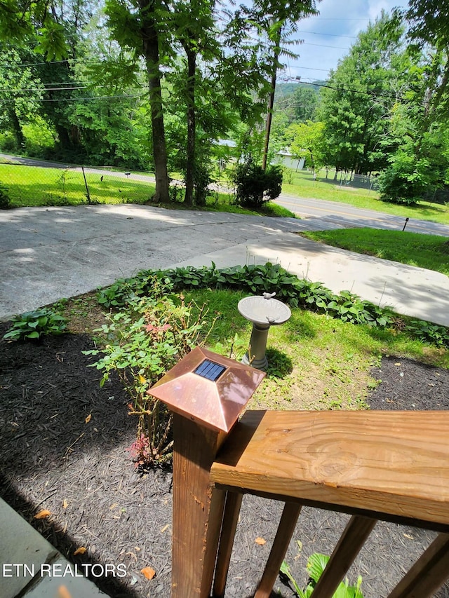 2208 Rifle Range Dr, Knoxville, TN 37918 - photo 4