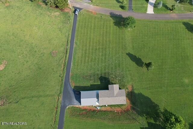 1748 Circle Lake Dr, Dandridge, TN 37725 - aerial view of property and surrounding area