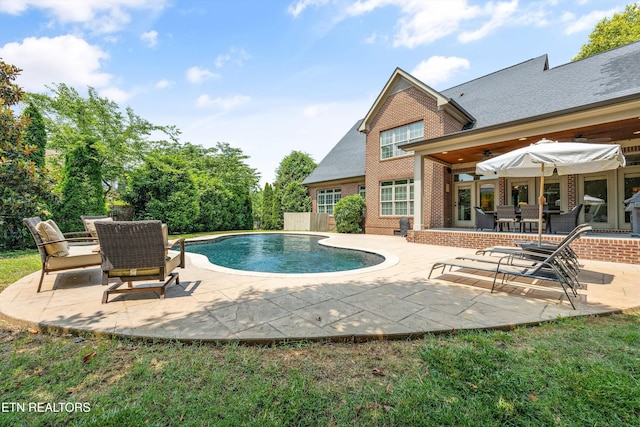 12332 Bonnybridge Ln, Knoxville, TN 37922 - swimming pool with ceiling fan and a patio