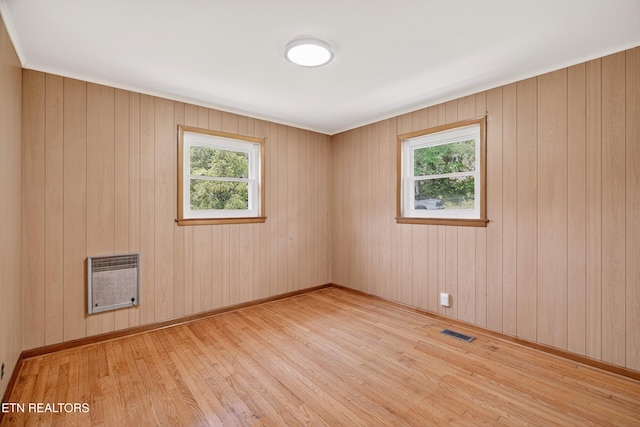 2594 Indian Creek Rd, Thorn Hill, TN 37881 - spare room with heating unit and light wood finished floors