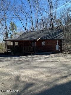 3355 Priscilla Heights Ln, Sevierville, TN 37862 - view of home's exterior with concrete driveway