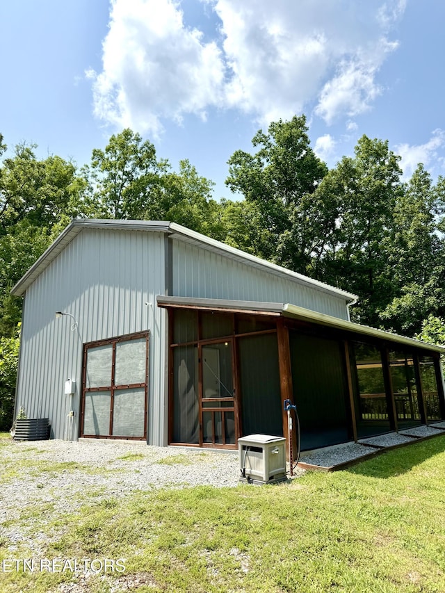 179 Wiggins Rd, Tellico Plains, TN 37385 - view of garage