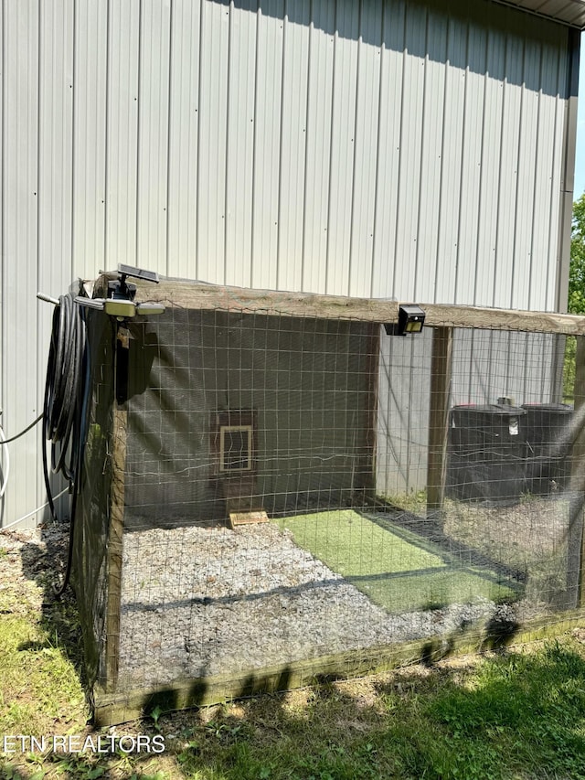 179 Wiggins Rd, Tellico Plains, TN 37385 - view of poultry coop