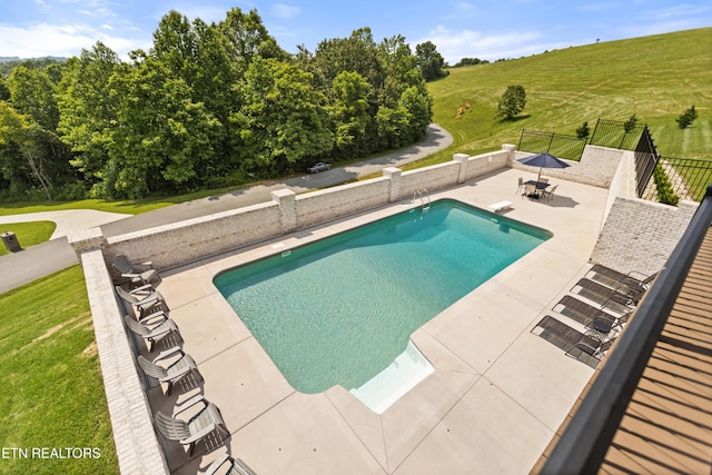 888 Smokey Quartz Blvd, New Tazewell, TN 37825 - view of pool with a patio area