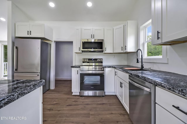 1095 Franklin Rd, Jamestown, TN 38556 - kitchen featuring appliances with stainless steel finishes, a sink, recessed lighting, white cabinetry, and dark wood-style floors