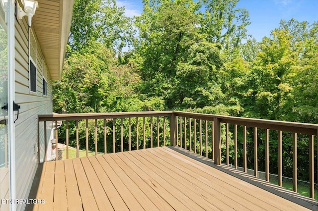 340 Mountain View Ests, Caryville, TN 37714 - view of wooden deck