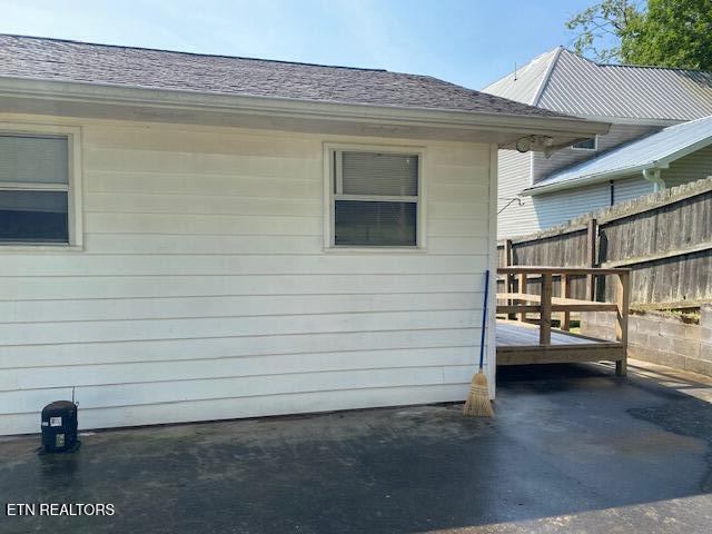 805 Sewanee St, Harriman, TN 37748 - photo 21