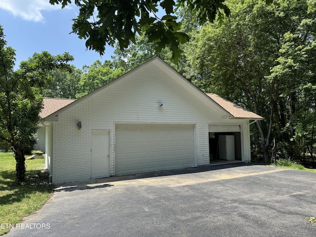 696 Laurel Cir, Crossville, TN 38555 - photo 4