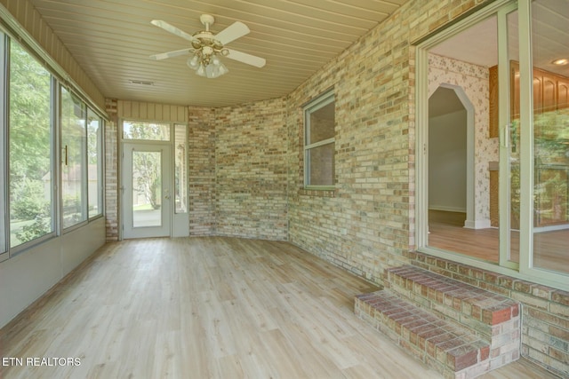 1023 Stokley Ct, Dandridge, TN 37725 - unfurnished sunroom featuring a ceiling fan