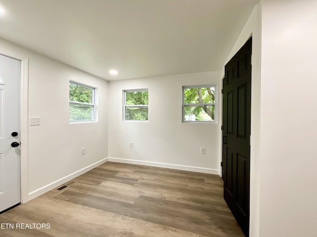 2634 Barton St, Knoxville, TN 37917 - entryway featuring baseboards and wood finished floors