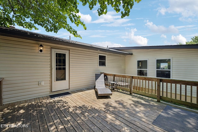7901 Ewing Rd, Powell, TN 37849 - view of deck