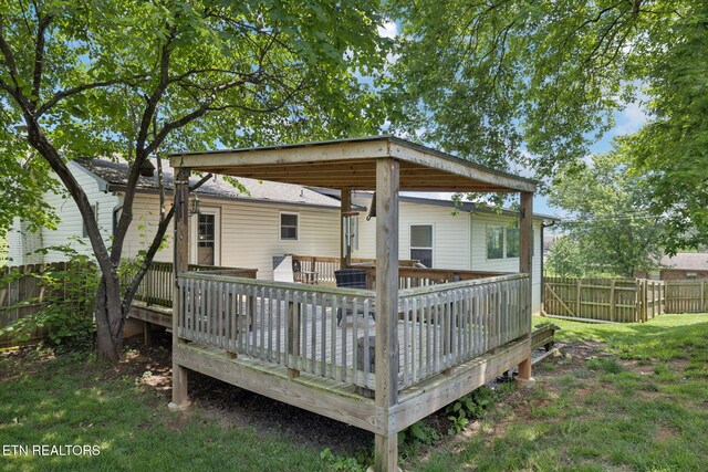 7901 Ewing Rd, Powell, TN 37849 - view of wooden terrace