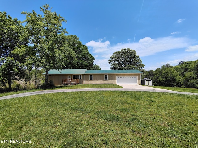 206 Hot Water Rd, Tellico Plains, TN 37385 - photo 1
