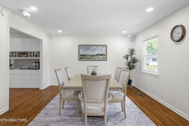 7339 Brookside Dr, Chattanooga, TN 37421 - dining room featuring wood finished floors, baseboards, and recessed lighting