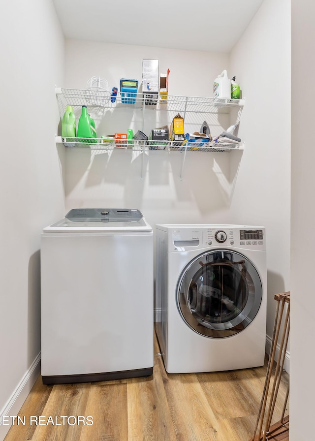 20 Cabot Ln, Cookeville, TN 38506 - laundry area with independent washer and dryer and wood finished floors