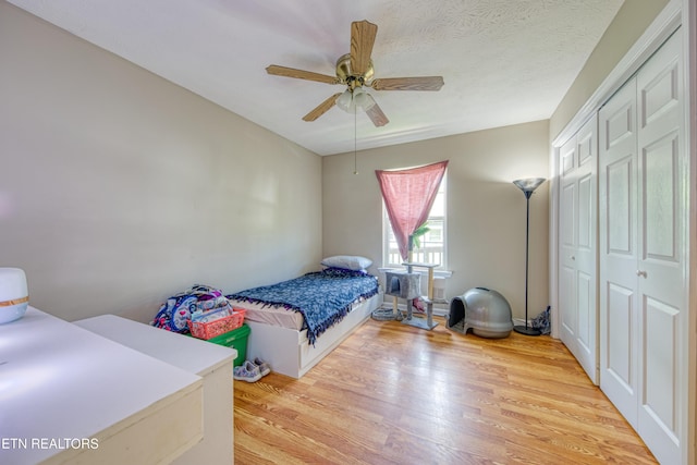 120 Rew St, Oakdale, TN 37829 - bedroom featuring light wood-style floors, a closet, and ceiling fan