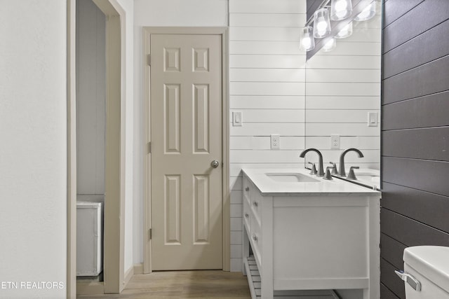 508 E Oldham Ave, Knoxville, TN 37917 - bathroom featuring vanity, wood finished floors, and toilet