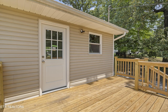 508 E Oldham Ave, Knoxville, TN 37917 - view of wooden deck