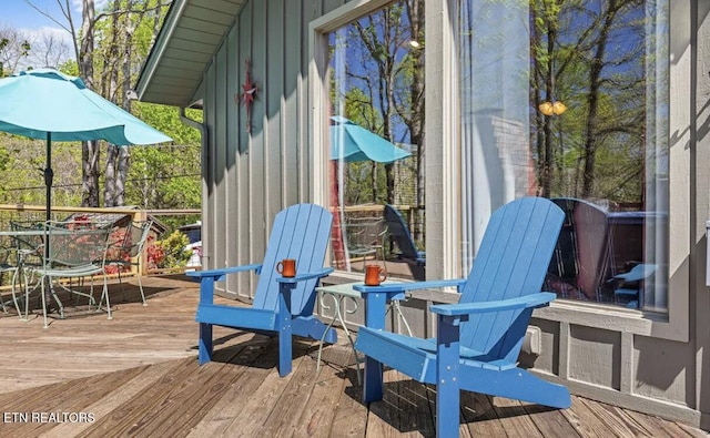 725 Sunshine Trl, Gatlinburg, TN 37738 - view of deck