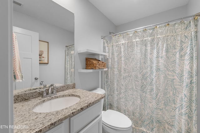 137 Storm Ln, Jacksboro, TN 37757 - full bath featuring toilet, vanity, and a shower with curtain