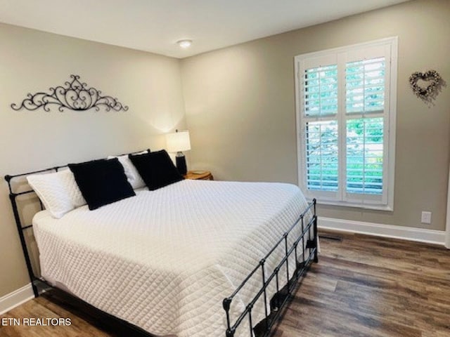 834 Hinkle Estates Dr, Seymour, TN 37865 - bedroom featuring baseboards and wood finished floors