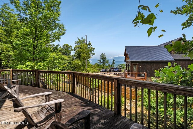 2295 Bluff Mountain Rd, Sevierville, TN 37876 - view of wooden terrace