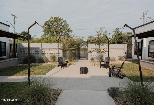 3415 N Broadway St Unit 105, Knoxville, TN 37917 - view of patio / terrace
