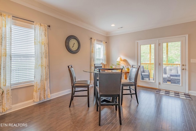 102 Deerberry Ln, Oak Ridge, TN 37830 - dining area with crown molding, baseboards, dark wood finished floors, and recessed lighting
