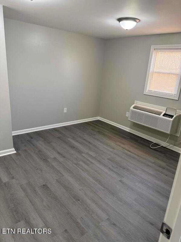 712 Lamont St Unit 1-13, Johnson City, TN 37604 - photo 7
