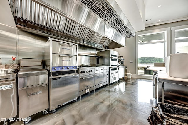 201 Crown Jewel Ln, Lafollette, TN 37766 - kitchen featuring wall chimney exhaust hood, recessed lighting, and baseboards