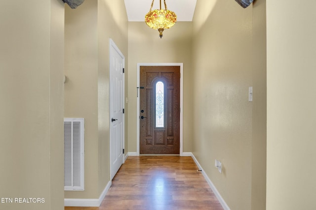 1707 Brookview Dr, Dandridge, TN 37725 - foyer entrance featuring wood finished floors and baseboards