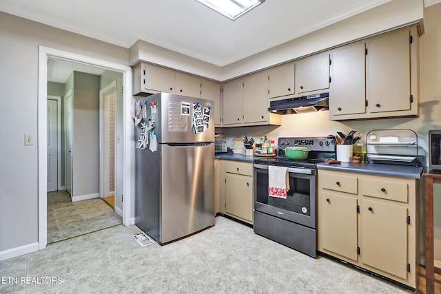 3341 Tabor Loop, Crossville, TN 38571 - kitchen featuring stainless steel appliances, under cabinet range hood, ornamental molding, dark countertops, and baseboards