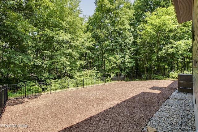 226 Oostanali Way, Loudon, TN 37774 - view of yard featuring central AC and a wooded view