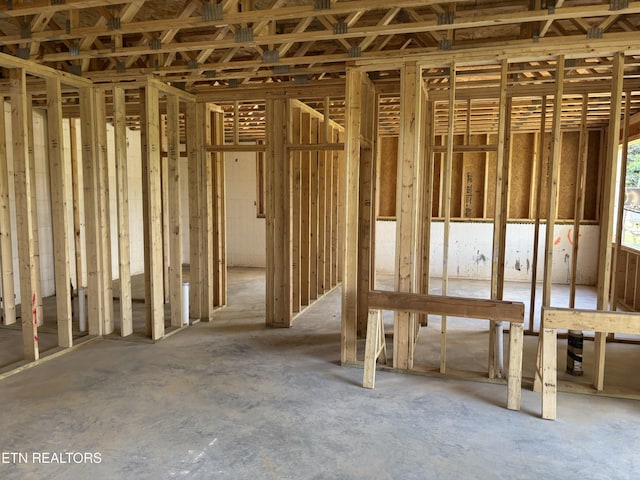 300 Bluff Trce, Jacksboro, TN 37757 - view of miscellaneous room