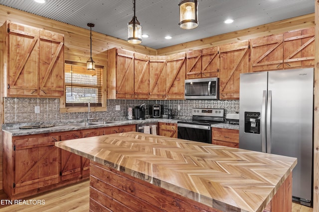 1109 Dry Valley Rd, Townsend, TN 37882 - photo 10
