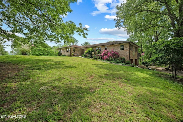 2059 Bolestown Loop, Alpine, TN 38543 - view of grassy yard