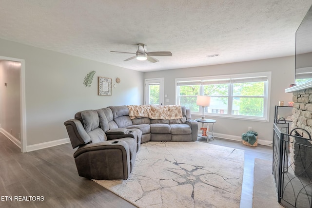 309 Tillery Dr, Knoxville, TN 37912 - photo 2