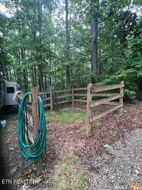533 Valley Ridge Rd, Jamestown, TN 38556 - view of yard