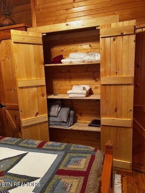 533 Valley Ridge Rd, Jamestown, TN 38556 - view of closet
