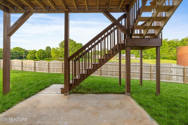 8104 Equinox Ln, Powell, TN 37849 - view of patio featuring stairs