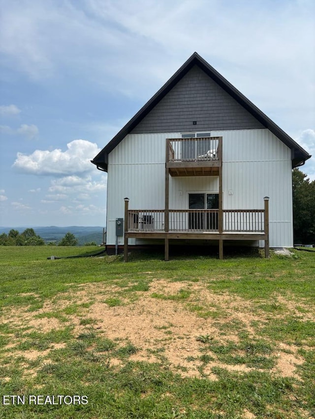 264 Victory Cross Rd, Lafollette, TN 37766 - back of house featuring a balcony