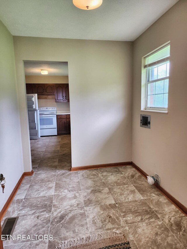 232 Kimberly Rd, Lafollette, TN 37766 - empty room featuring baseboards
