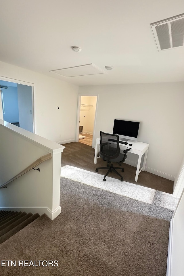 1334 Mountain Quail Cir, Maryville, TN 37801 - carpeted office space with baseboards