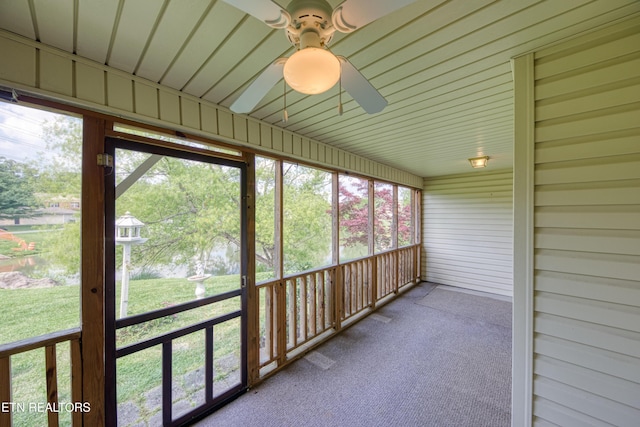 674 Applegate Ln Unit 32, Knoxville, TN 37934 - unfurnished sunroom featuring ceiling fan