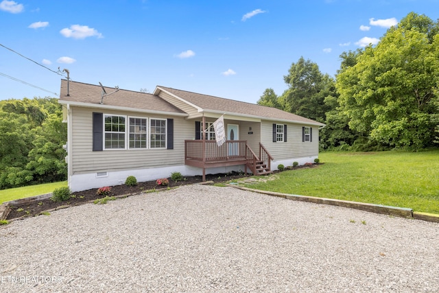 165 Kenzie Ln, Lafollette, TN 37766 - ranch-style house with crawl space, a front lawn, and roof with shingles