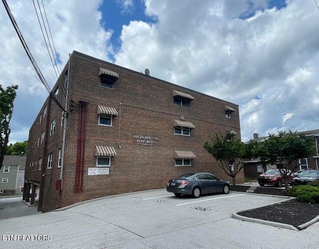 1211 Highland Ave Unit 206, Knoxville, TN 37916 - photo 1