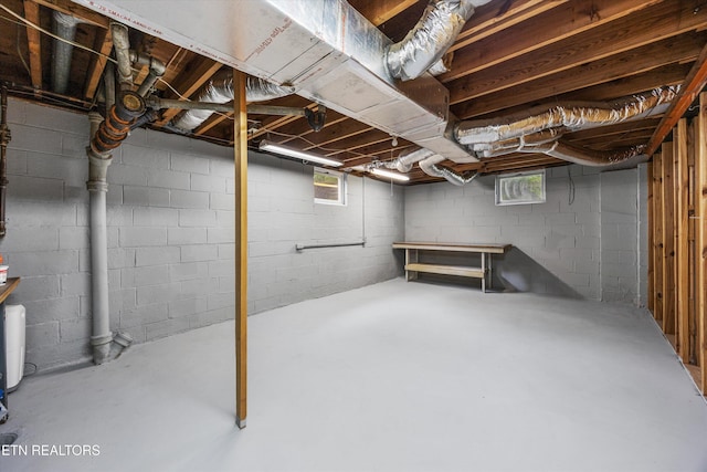 386 E Dr, Oak Ridge, TN 37830 - basement featuring plenty of natural light