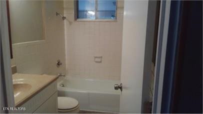 100 Nasson Ln, Oak Ridge, TN 37830 - bathroom featuring vanity and shower / tub combination