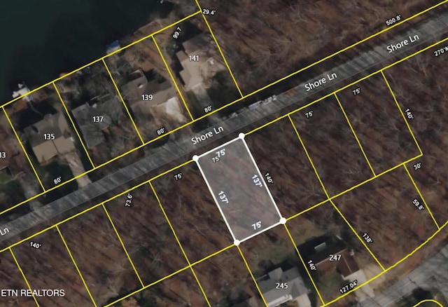 142 Shore Ln, Crossville, TN 38558